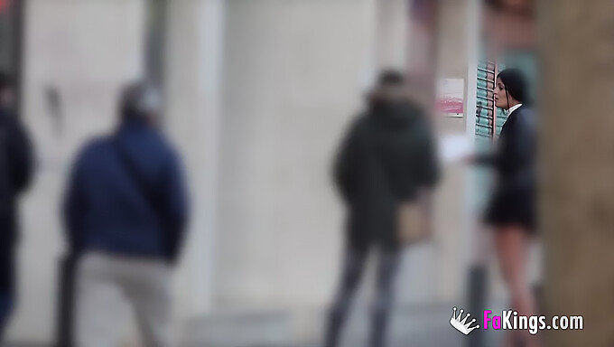 Rebeka'S Handsjob Skills On Display In Street Video