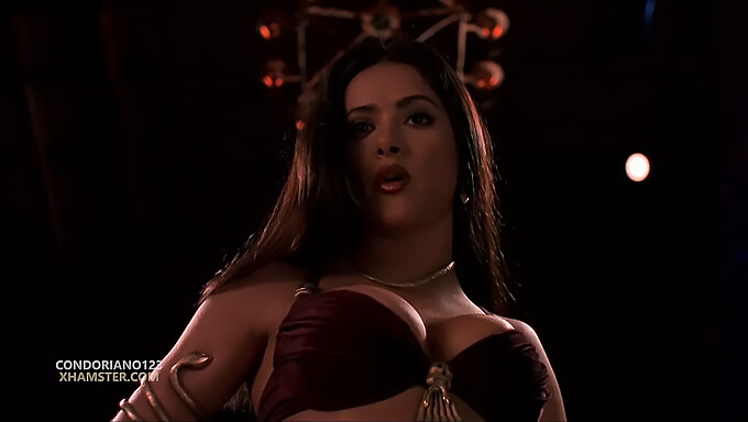 Salma Hayek V Seksi Perilu V Vroči Sceni